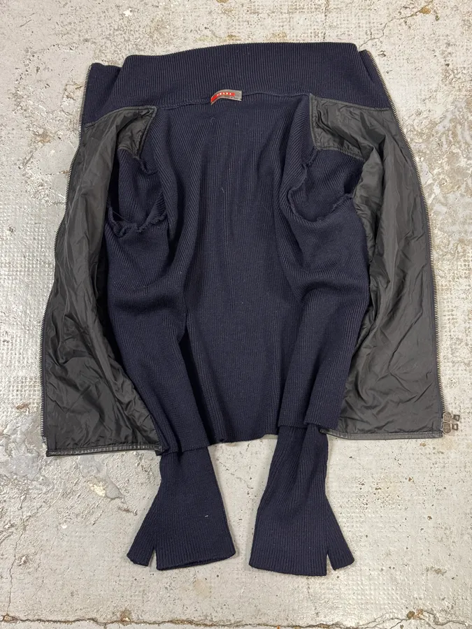 2000s Prada Navy Wool Quilted Front Zip-up Jacket - Image 7