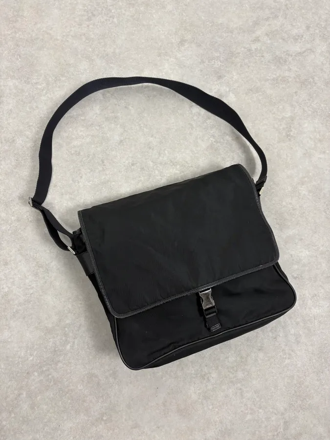 2000s Prada Nylon Shoulder Bag - Image 4