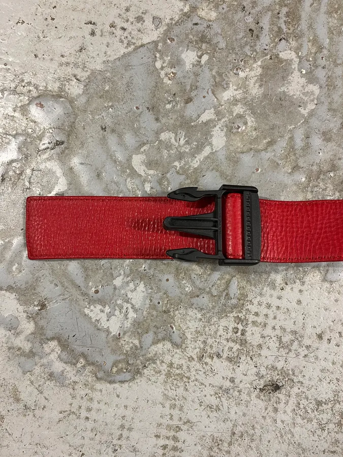 2000s Prada Red Leather Belt - Image 8