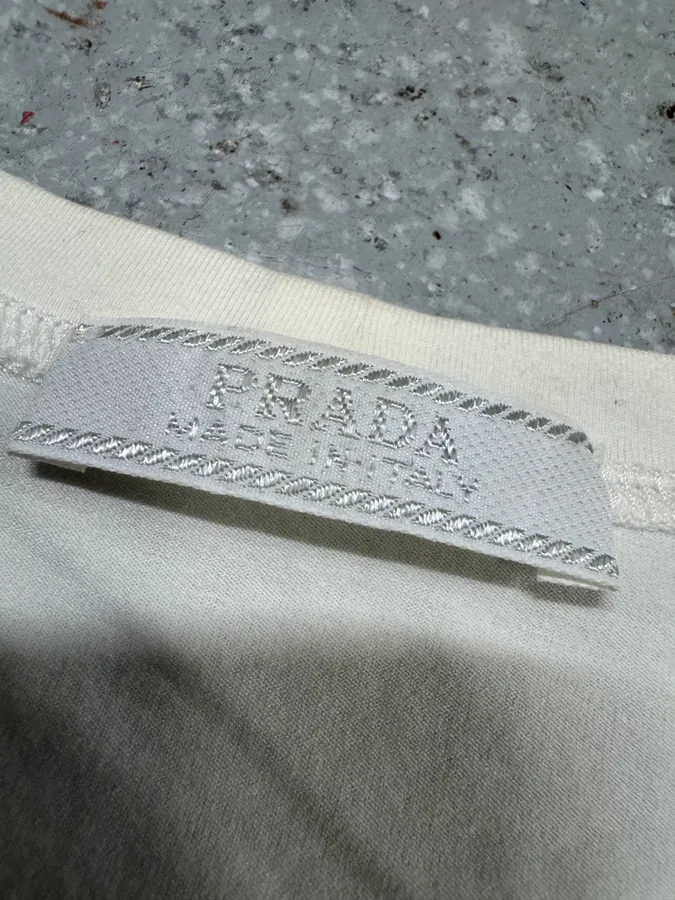 2000s Prada Relief Gun White Tee-Shirt - Image 5