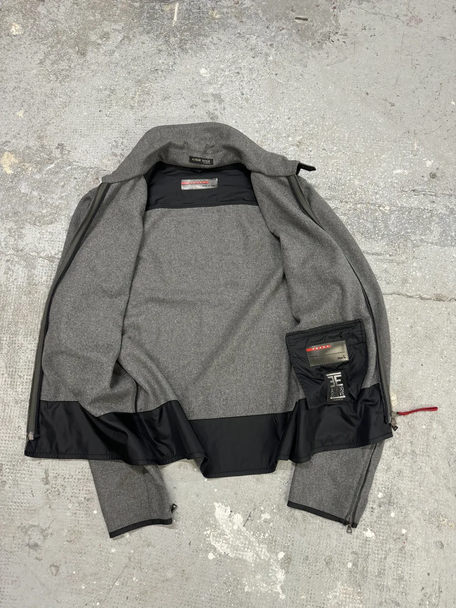 2000s Prada Wool Minimaliste Grey Jacket - Image 6