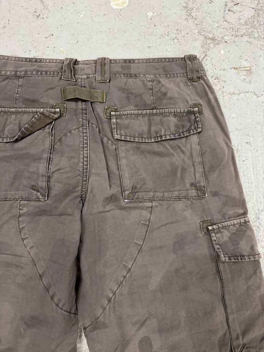 2000s Ralph Lauren Camo Military Cargo Pants - Image 6