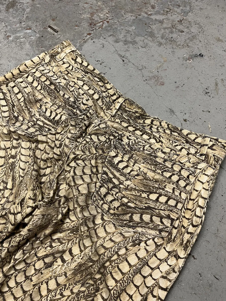 2000s Robero Cavalli Beige Feathers Pants - Image 11