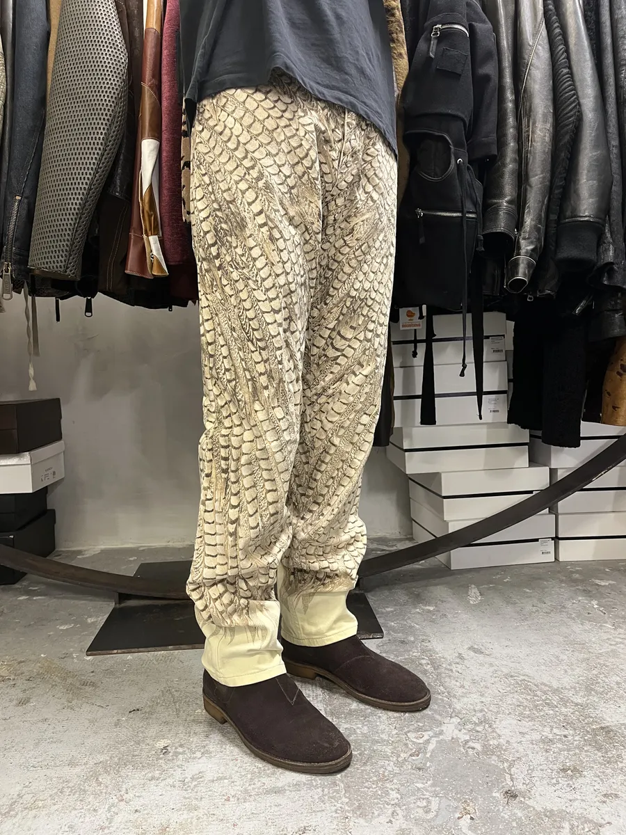 2000s Robero Cavalli Beige Feathers Pants - Image 5