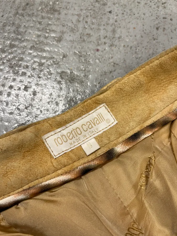 2000s Roberto Cavalli Beige Suede Leather Pants - Image 10