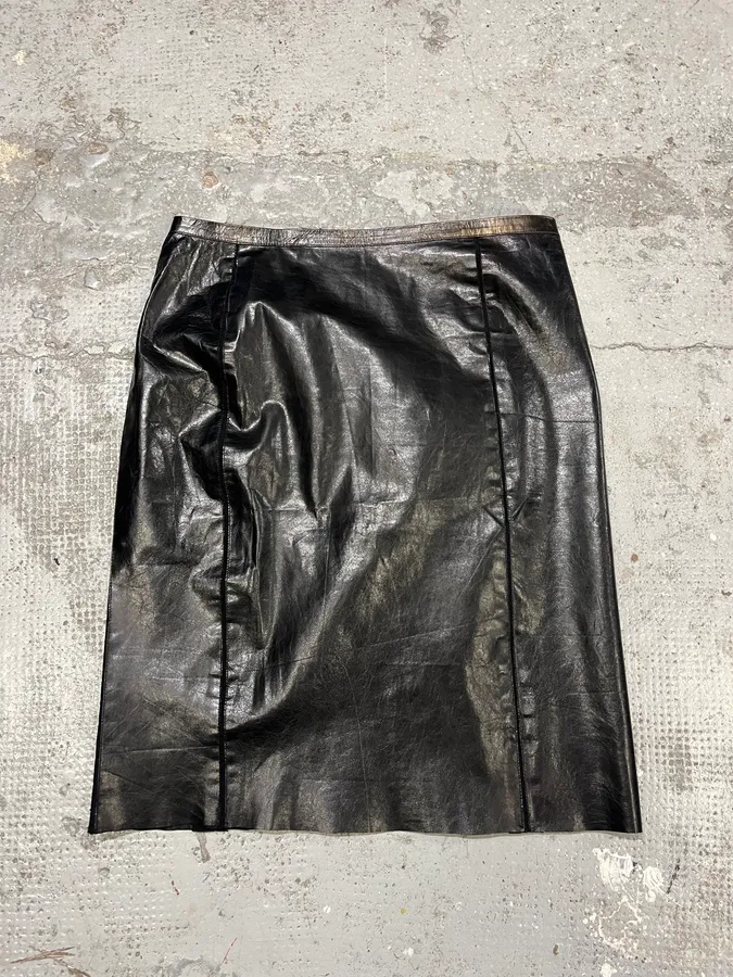 2000s Roberto Cavalli Black Leather Premium Skirt - Image 2