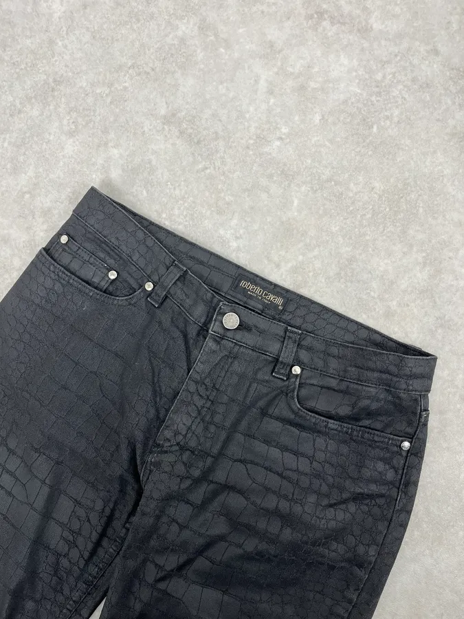 2000s Roberto Cavalli Black Waxed Crocodile Effect Pants - Image 6