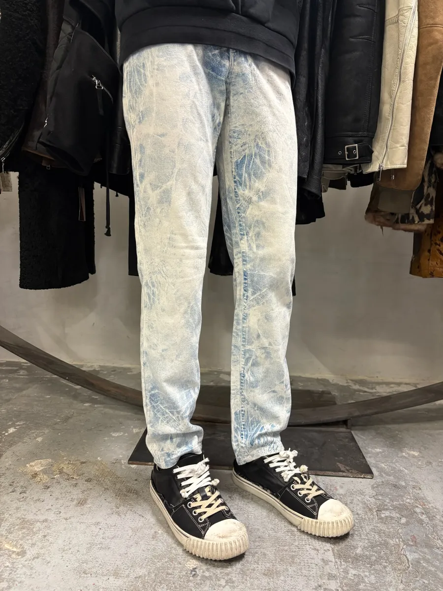 2000s Roberto Cavalli Bleached Blue & White Denim Jeans - Image 3