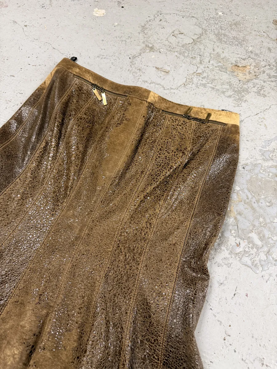 2000s Roberto Cavalli Brown Eroded Leather Skirt - Image 3