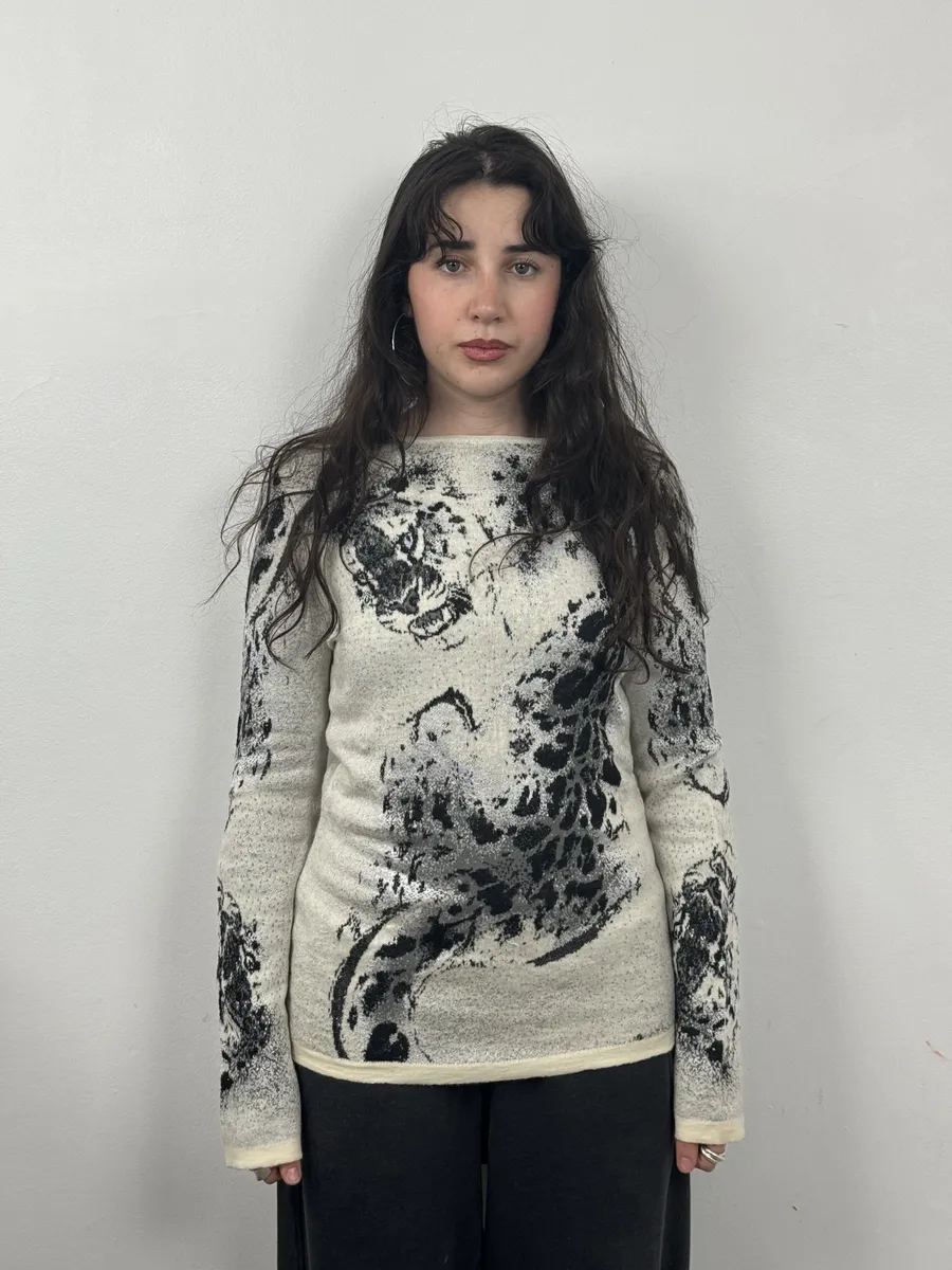 2000s Roberto Cavalli Class Black & White Tiger Leopard Sweater - Image 3