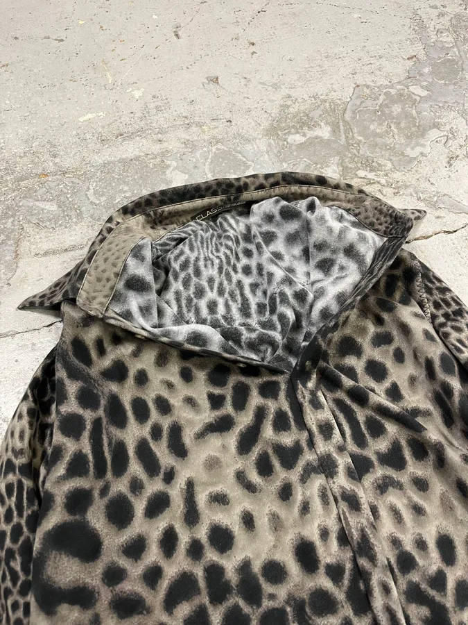 2000s Roberto Cavalli Leopard Print Grey & Black Glamour Shirt - Image 8