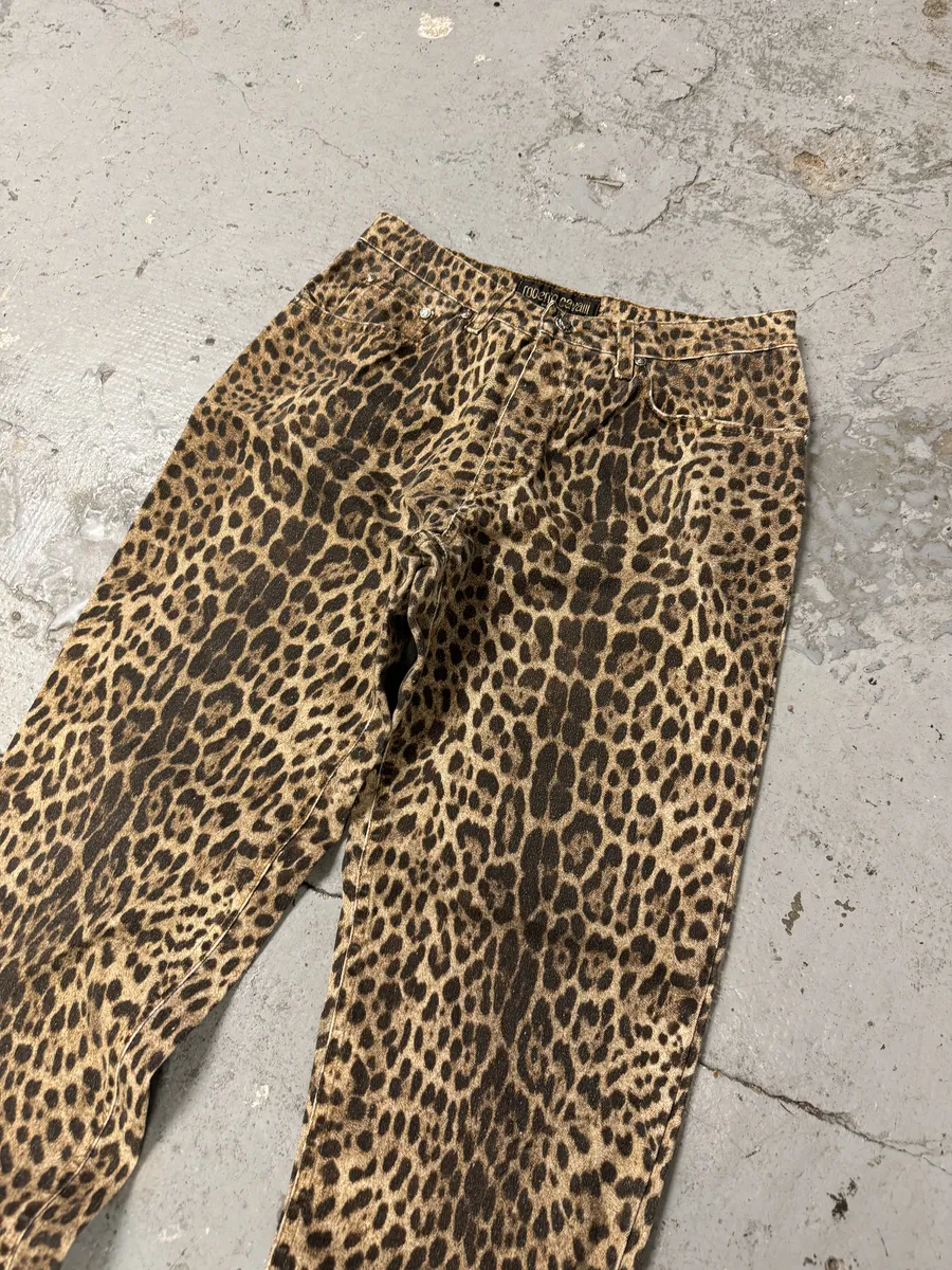 2000s Roberto Cavalli Leopard Print Pants - Image 5
