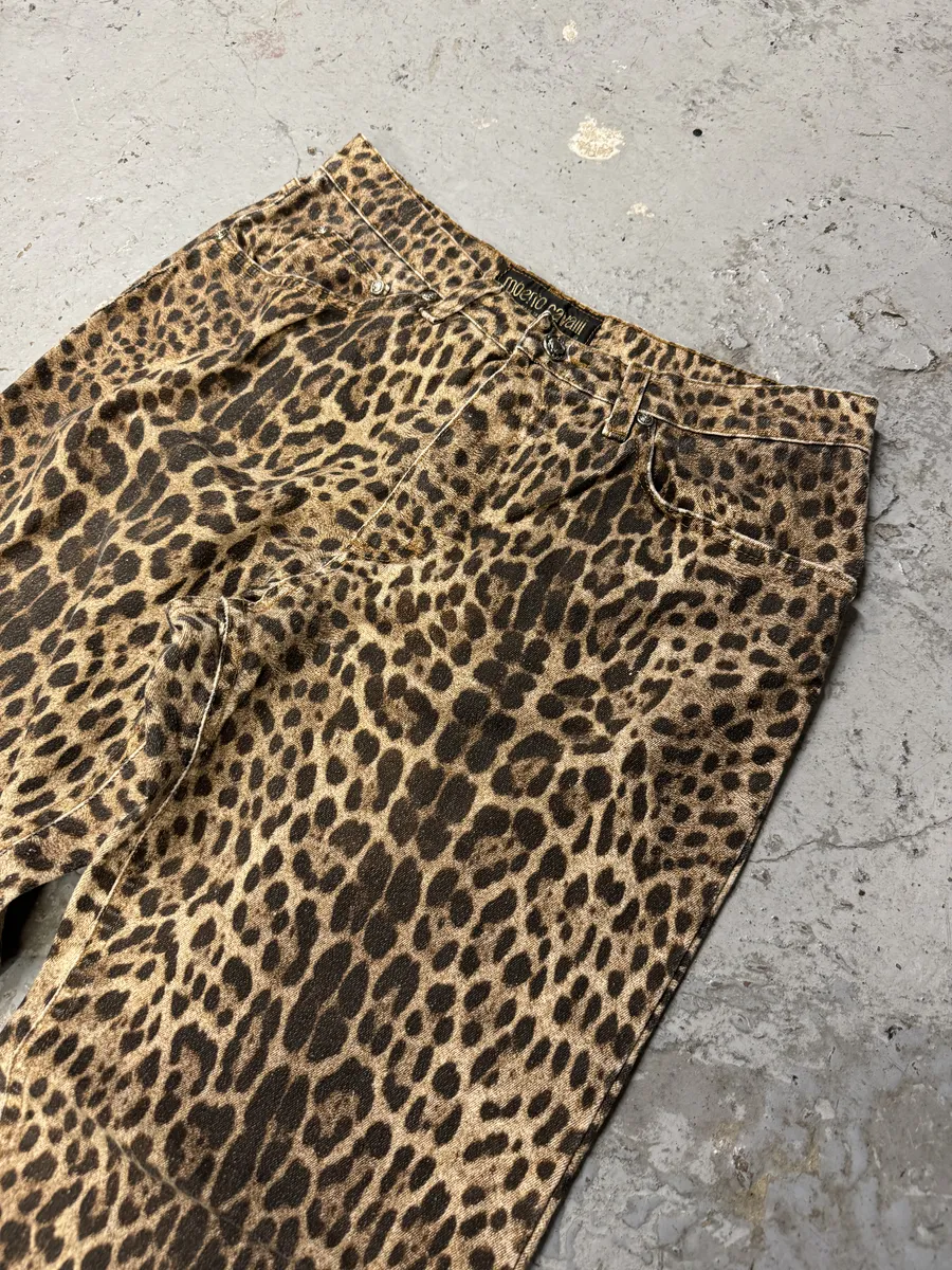 2000s Roberto Cavalli Leopard Print Pants - Image 8