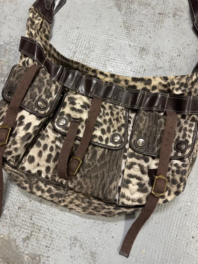 2000s Roberto Cavalli Leopard Print Shoulder Bag - Image 6