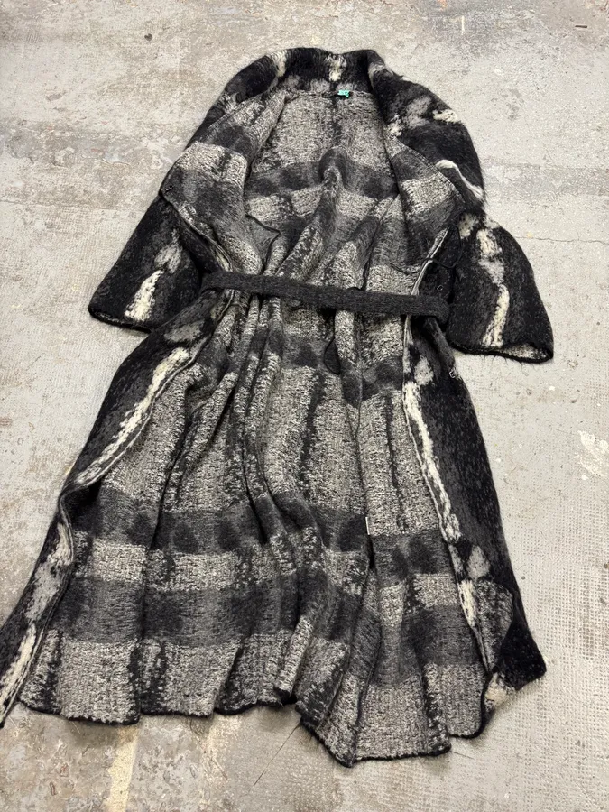 2000s Roberto Cavalli Long Mohair Black & White Contemporary Coat - Image 8