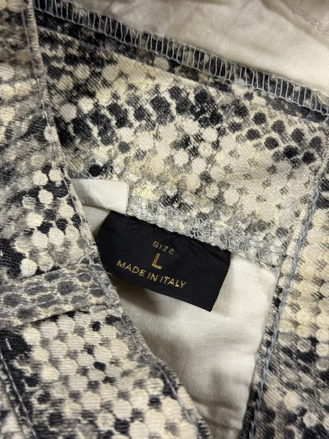 2000s Roberto Cavalli Luxury Animal Print Grey Pants - Image 11