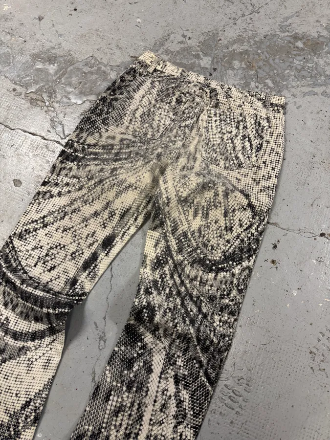 2000s Roberto Cavalli Luxury Animal Print Grey Pants - Image 9