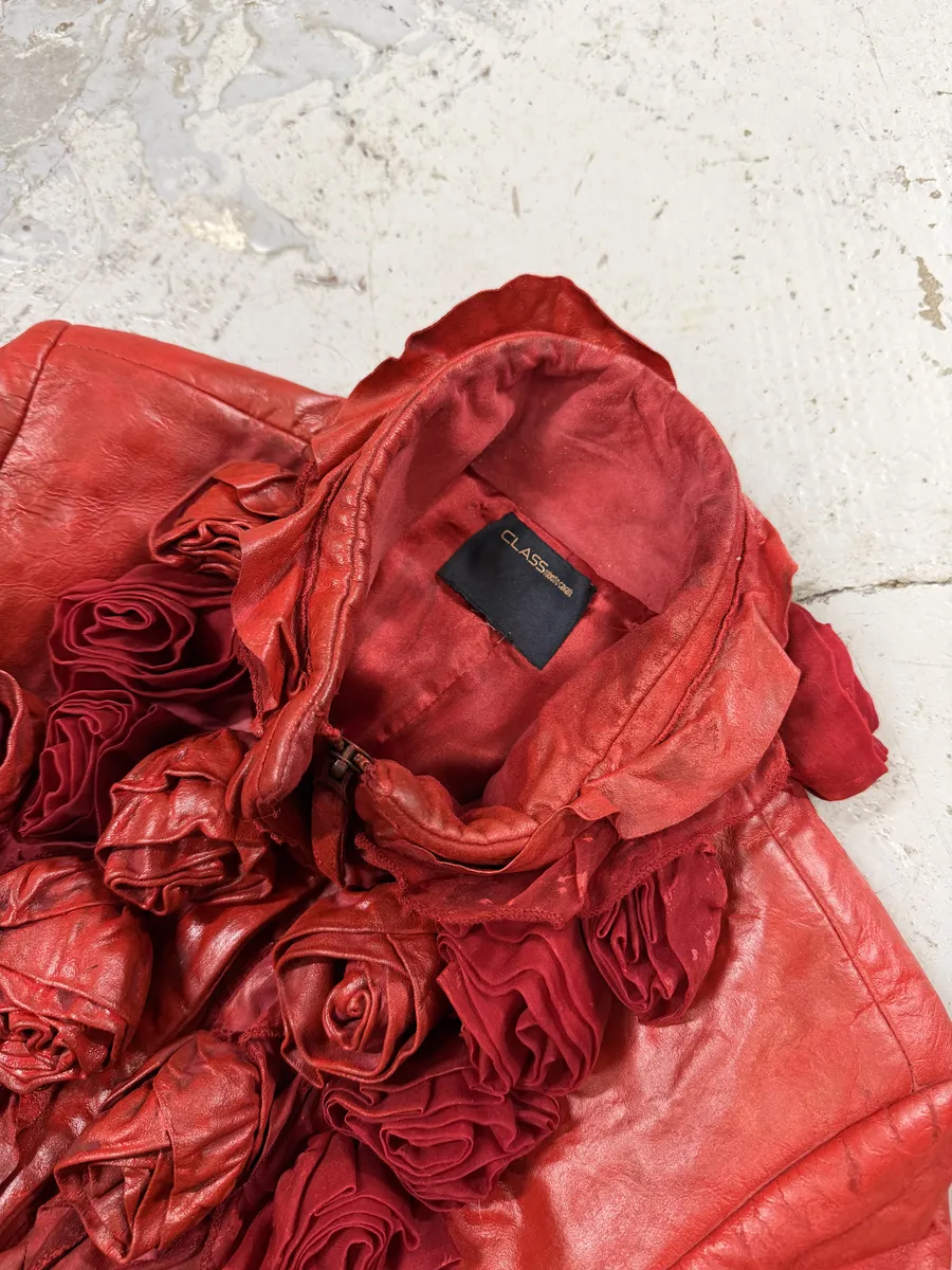 2000s Roberto Cavalli Red Rose Glamour Leather Jacket - Image 9