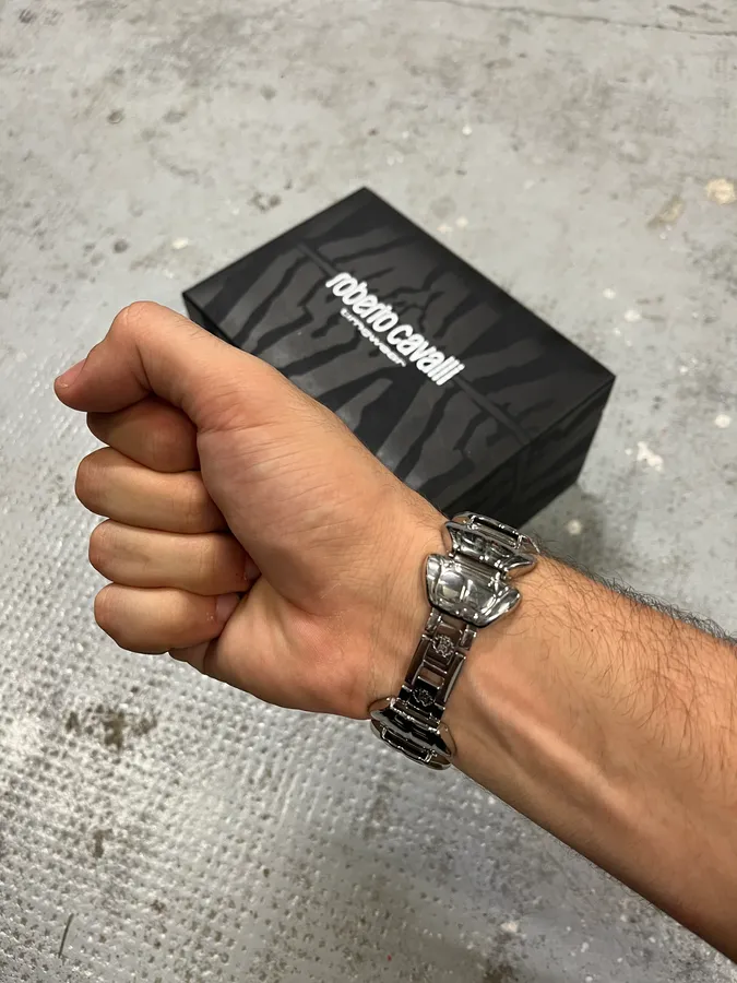 2000s Roberto Cavalli Silver Crocodile Tail Bracelet Watch - Image 4