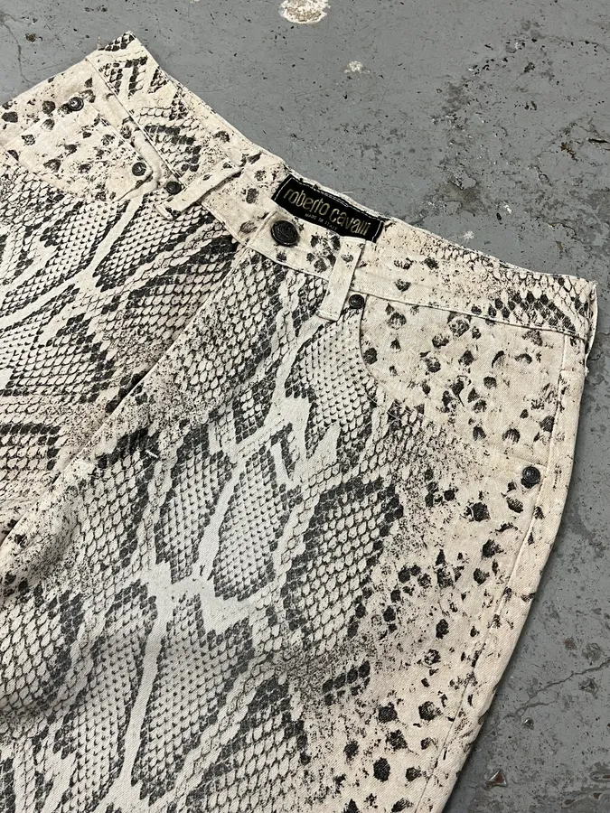 2000s Roberto Cavalli Snakeskin Effect White Pants - Image 6
