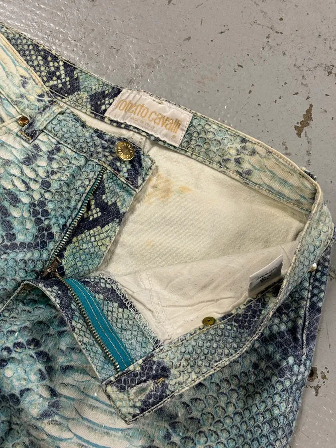 2000s Roberto Cavalli White & Blue Snakeskin Effect Pants - Image 9
