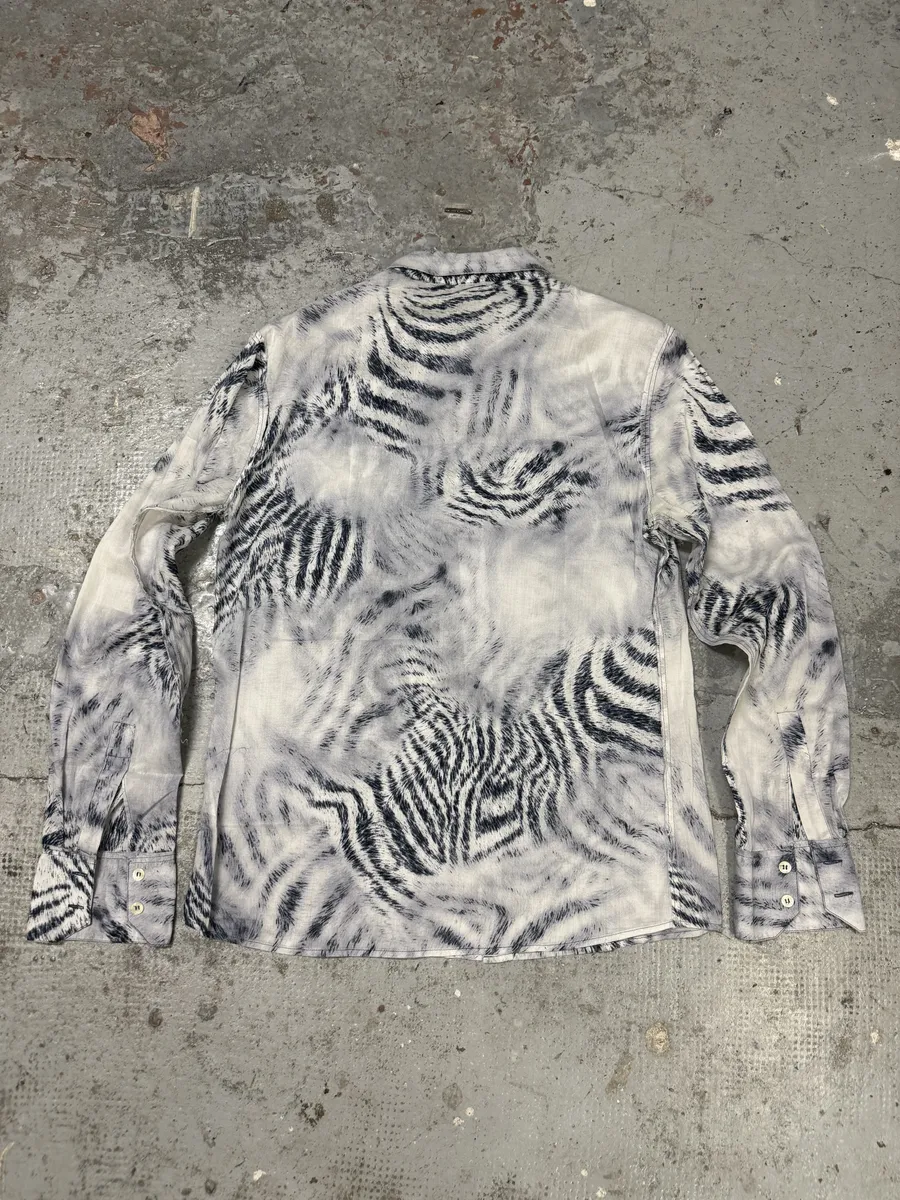 2000s Roberto Cavalli White Safari Savage Shirt - Image 2