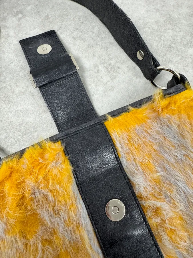 2000s Roberto Cavalli Yellow Fur Leather Handle Bag - Image 8