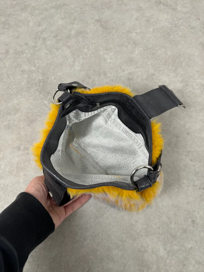 2000s Roberto Cavalli Yellow Fur Leather Handle Bag - Image 9