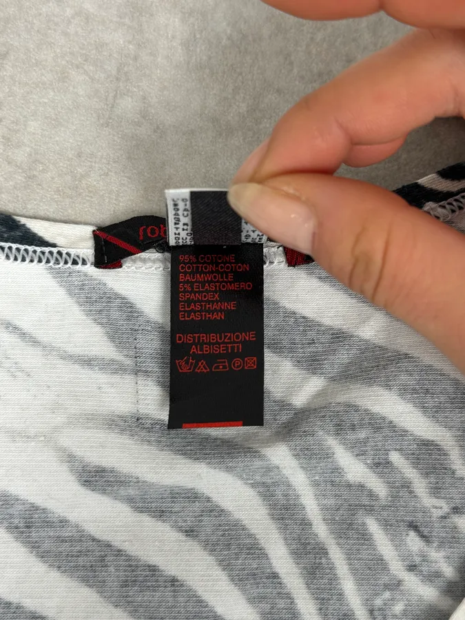 2000s Roberto Cavalli Zebra Savage White T-shirt - Image 9