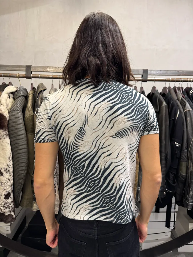 2000s Roberto Cavalli Zebra White T-Shirt - Image 3