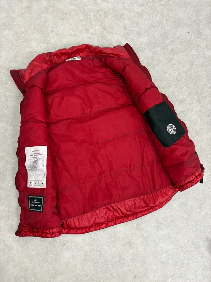 2000s Stone Island Down Red Nylon Quilted Vest Jacket - Image 8