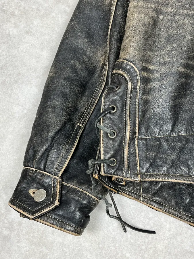 2000s Unlimited Archive Grey Eroded Leather Patina Trucker Jacket - Image 9