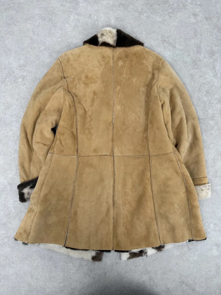 2000s Versace Beige Leather Fur Collar Cow Effect Coat - Image 3