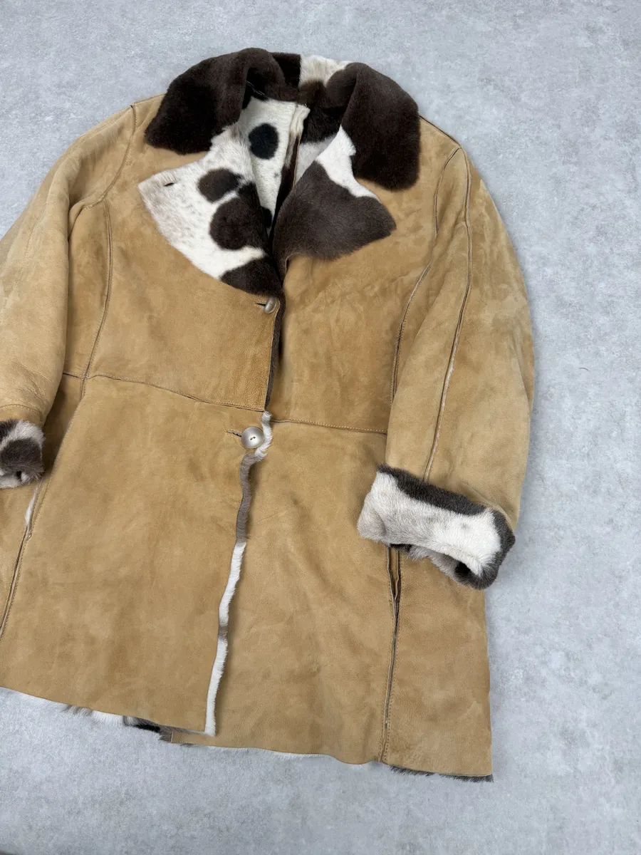 2000s Versace Beige Leather Fur Collar Cow Effect Coat - Image 9