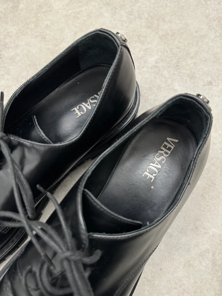 2000s Versace Black Leather Oxford Derby Boots - Image 9