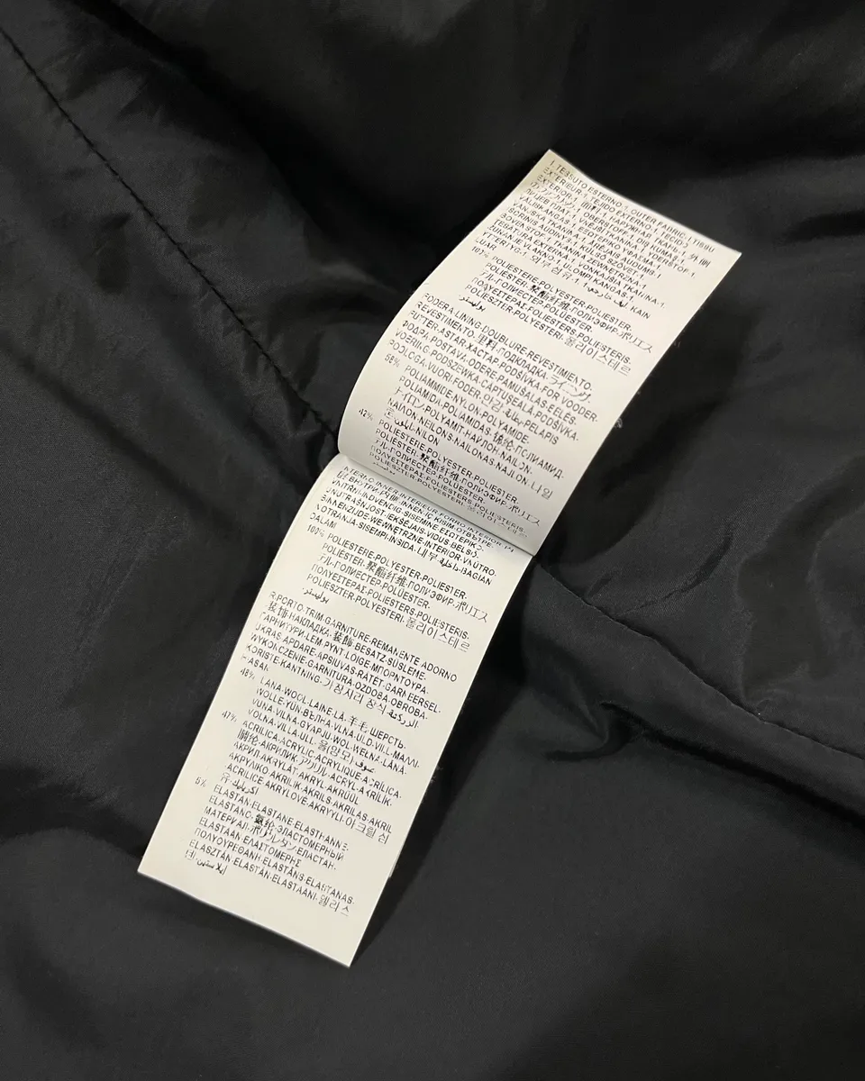 2000s Versace Black Quilted Hooded Jacket - Image 12