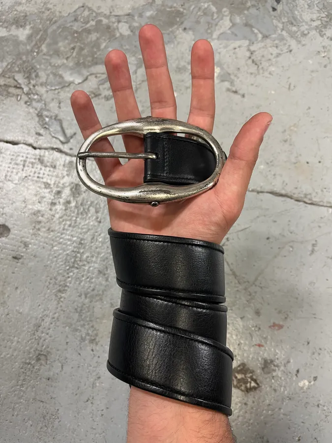 2000s Yves Saint Laurent Black Leather Belt with Silver Buckle - Image 2