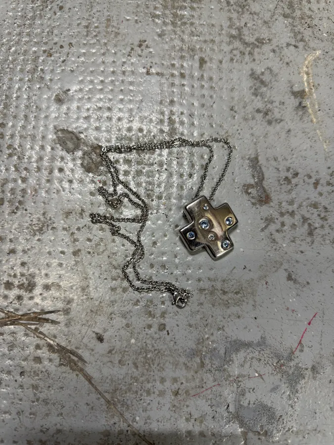 2000s Yves Saint Laurent Blue Crystal Silver Cross Necklace - Image 5