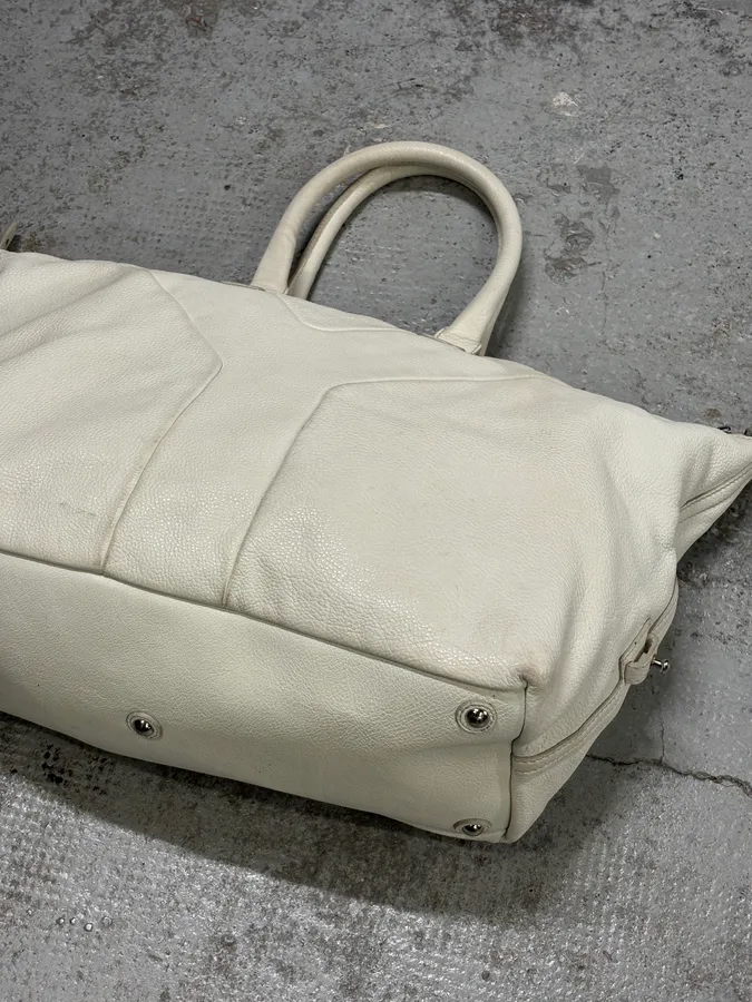 2000s Yves Saint Laurent Cream Leather Tote Bag - Image 10