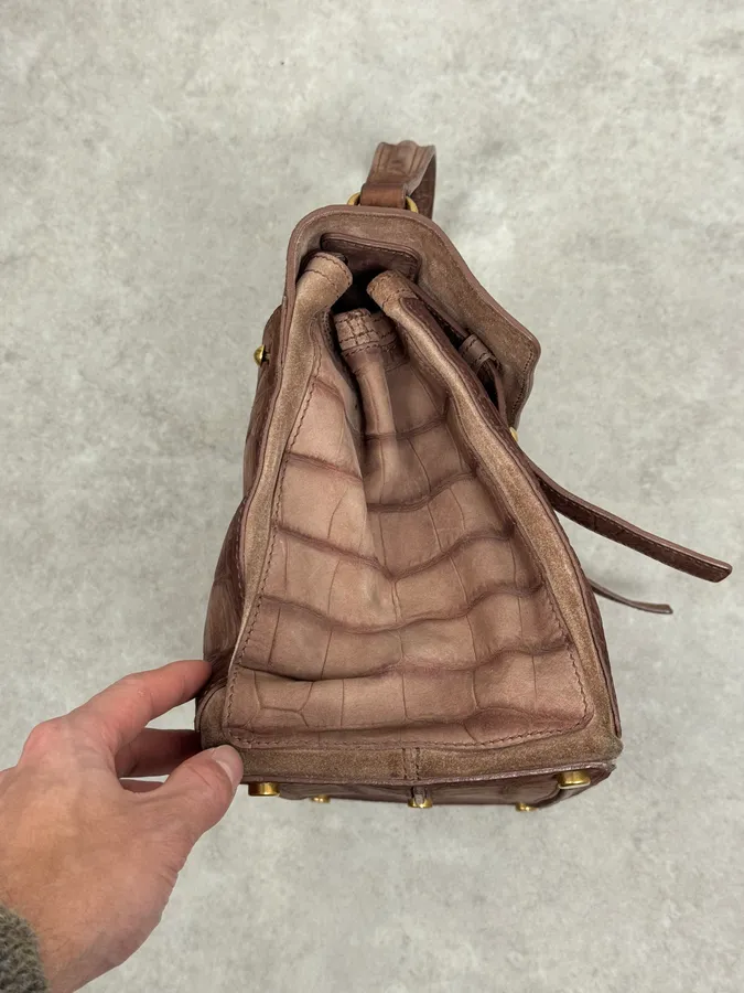 2000s Yves Saint Laurent Crocodile Embossed Beige Leather Muse Two Handle Bag - Image 4