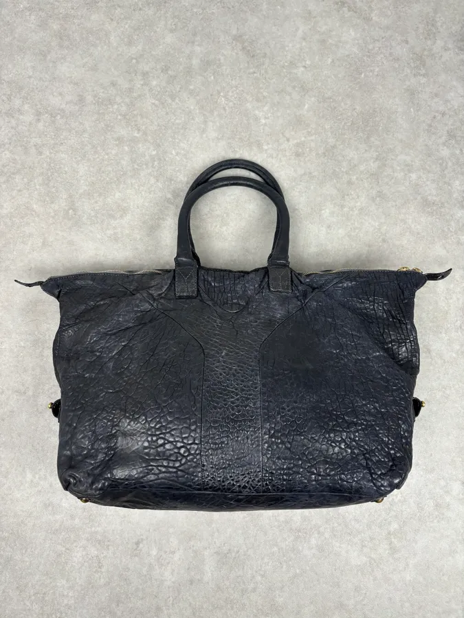2000s Yves Saint Laurent Easy Grain Black Leather Handle Bag - Image 4