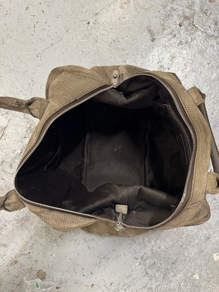 2000s Yves Saint Laurent Grey Grained Handle Bag - Image 5