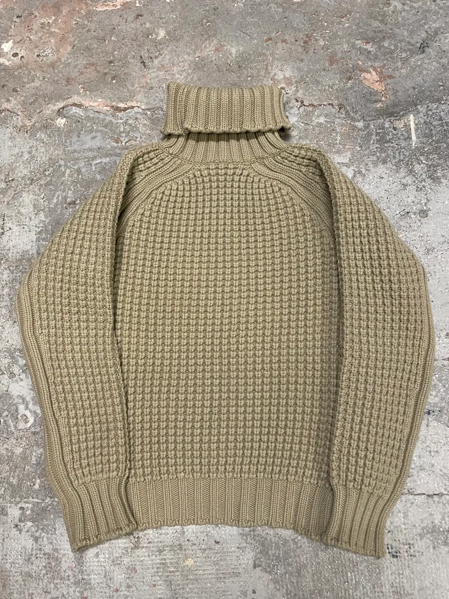 2000s Yves Saint Laurent Grey Wool Turtleneck - Image 6