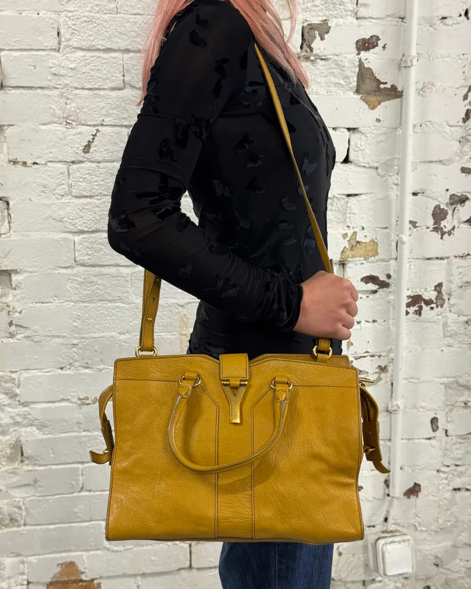 2000s Yves Saint Laurent Mustard Leather Y-Logo Handle Bag - Image 3