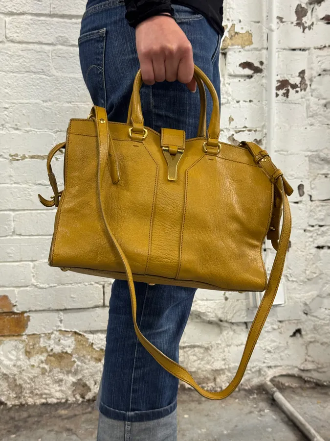 2000s Yves Saint Laurent Mustard Leather Y-Logo Handle Bag - Image 4