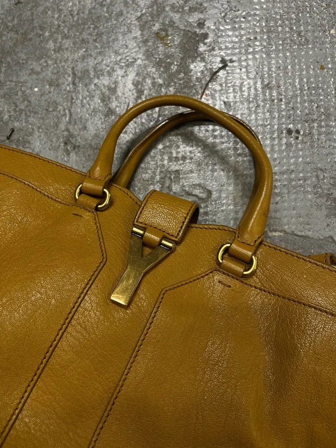 2000s Yves Saint Laurent Mustard Leather Y-Logo Handle Bag - Image 6