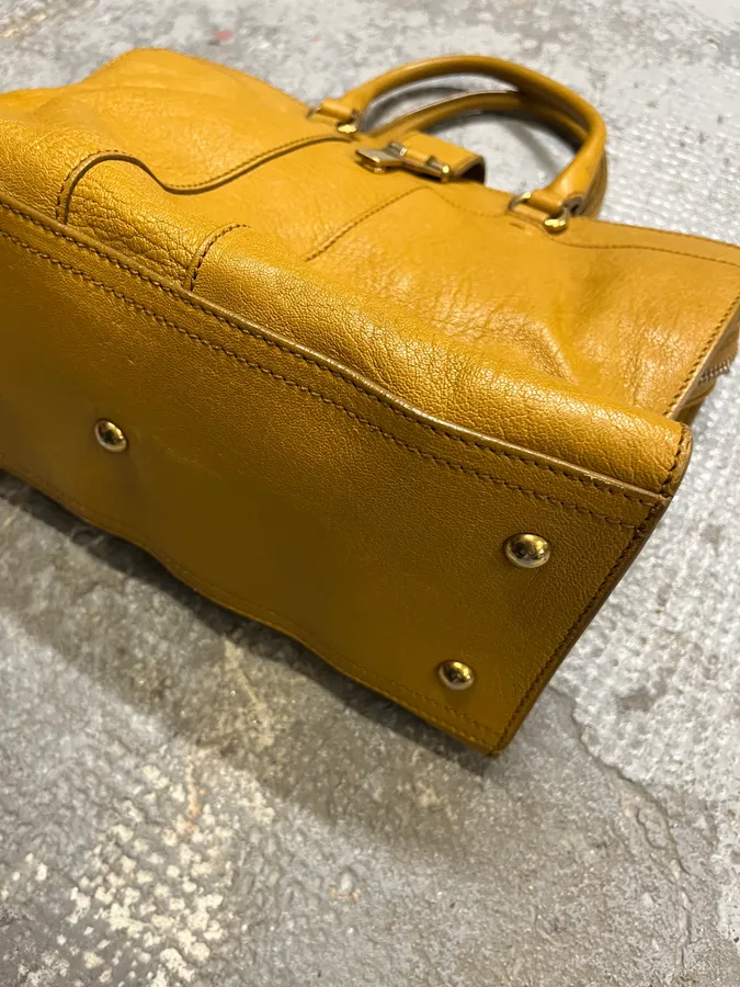 2000s Yves Saint Laurent Mustard Leather Y-Logo Handle Bag - Image 7