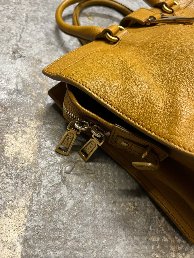 2000s Yves Saint Laurent Mustard Leather Y-Logo Handle Bag - Image 8