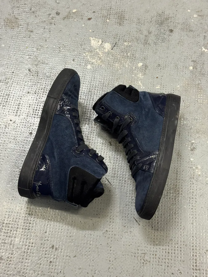 2000s Yves Saint Laurent Navy Suede Leather High Sneakers - Image 7