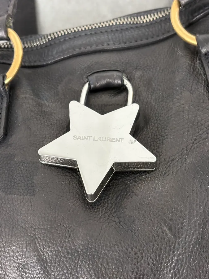 2000s Yves Saint Laurent Star Black Shiny Leather Handle Bag - Image 11